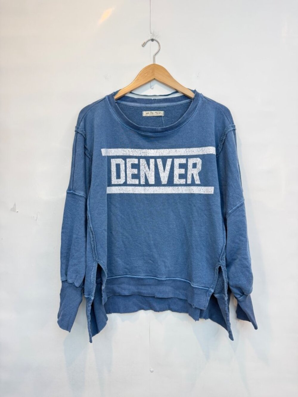 We The Free Camden Graphic Sweatshirt Blue Size XS Denver Oversized NWT $98 - Picture 2 of 7